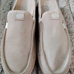 HEY DUDE SHOES - Austin Lift Classics in Blush   Size 9